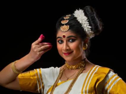 Mohiniyattam: Know about the classical dance form of Kerala anr