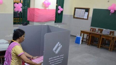 From polling officers to security staff are women  total 52 pink polling booths in Kozhikode
