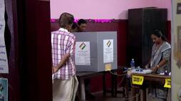 Kerala Lok Sabha Election 2024 Voting machines  malfunction in many places during mock polling in kerala