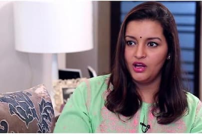 pawan kalyan ex wife renu desai supports this bjp mp candidate and says i did not charge ksr 