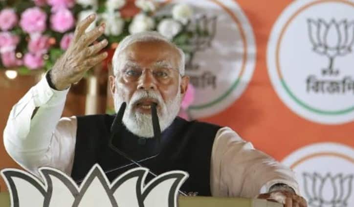 PM Modi asks Indians to 'never forget, forgive' Congress for looting, weakening security & mocking culture