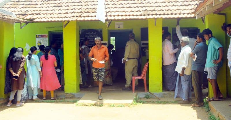 Lok sabha election 2024 in Karnataka polling was conducted peacefully at udupi chikkamagaluru constituency rav