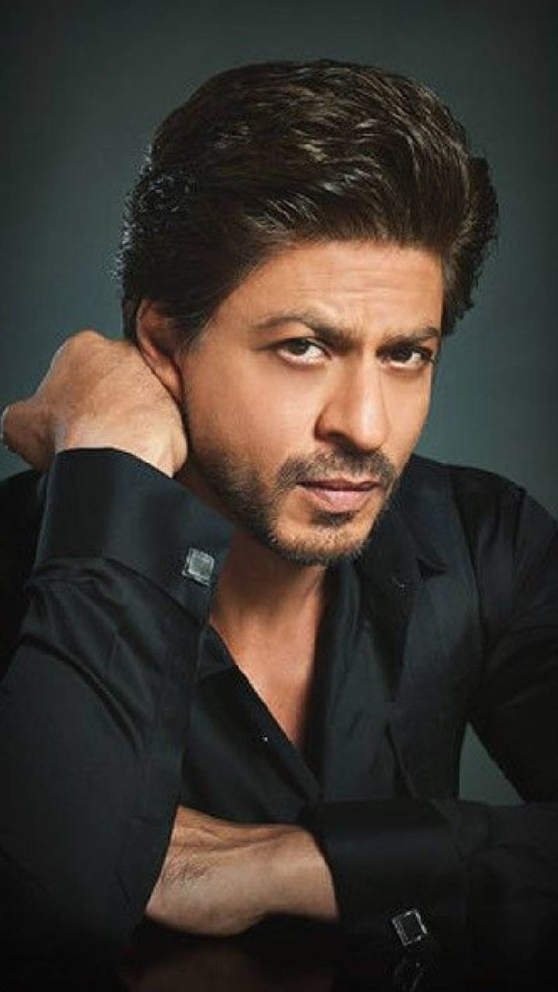 Shah Rukh to Priyanka: 7 Bollywood Celebs Who Have Honorary Degrees