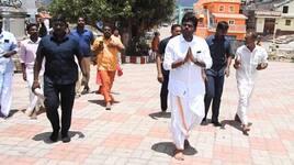 BJP leader Annamalai visited the 3000-year-old kodaikanal Kuzhanthai Velappar temple with his family-rag