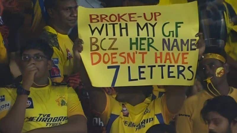 A fan who broke up with his girlfriend because of MS Dhoni.. 'Thala' fan's placard goes viral IPL 2024 RMA