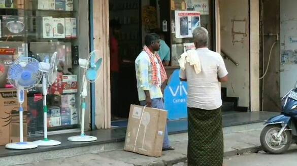 People of Chitradura Rush to Buy Air Conditioners and Air Coolers For Increasing temperature grg 