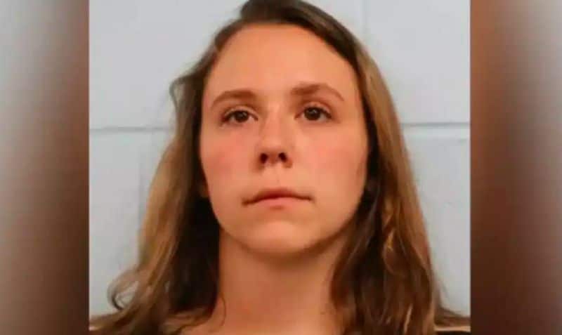 US Teacher Accused Of Making Out With 11-Year-Old Student 3 Months Before Wedding Vin