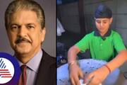 Anand Mahindra Assures To Help 10-Year-Old Delhi Boy Who Sells Rolls For A Living skr