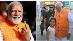 On the occasion of the parliamentary elections Modi went to vote and met the public and was excited KAK