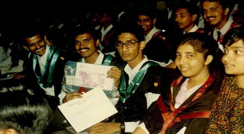 Google CEO Sundar Pichai Batchmate Shares Throwback Pic From His IIT Days san