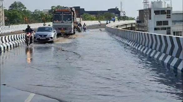 The bridge built at a cost of Rs 115 crore in Coimbatore is suffering because there is no way for rain water to drain off vel