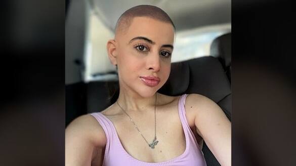Urfi Javed goes BALD? Here's the truth to actress' no hair look photo; Read on ATG