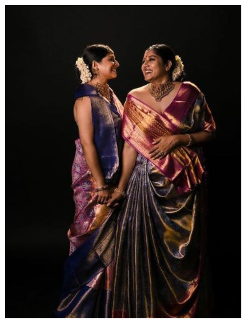 ‌കാഞ്ചീവരം സാരിയിൽ സുന്ദരികളായി അഭയയും അനുവും - ചിത്രങ്ങൾ കാണാം