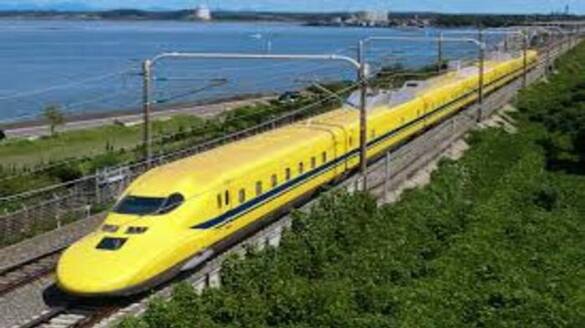 passengers are not allowed in doctor yellow japan bullet train reasons here in tamil mks