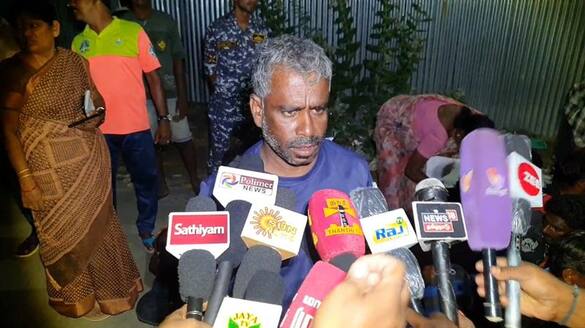 srilankan fishermen 14 persons arrested who cross international border near vedaranyam vel