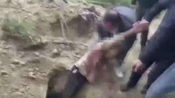 man buried alive rescued after four days 