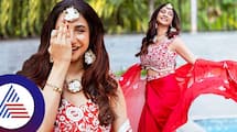 Serial Actress Manvitha Kamath look gorgeous in Red color dress Vin
