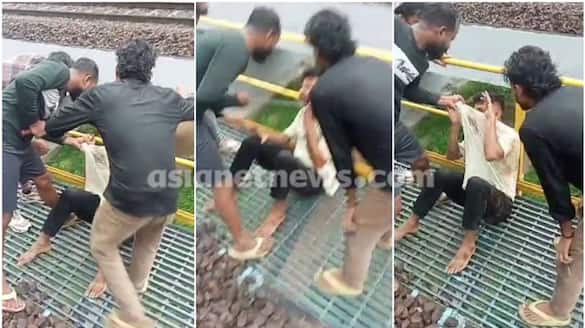 goons gang kidnapped young man and tried to kill in Kayamkulam, Video out  3 arrested