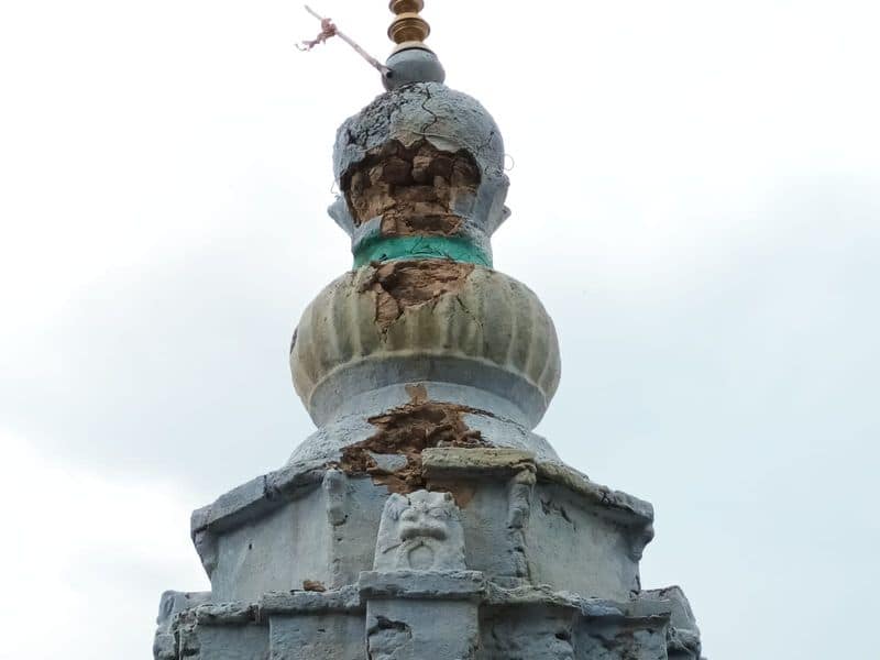 monsoon 2024 paramanandeshwar temple damaged by lightning at yadgir rav