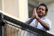 Shah Rukh Khan who was undergoing treatment for sunstroke left the hospital vvk