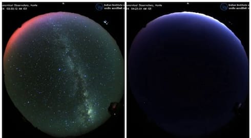 spectacular time lapse view of night sky over Hanle in Ladakh during Northern Lights