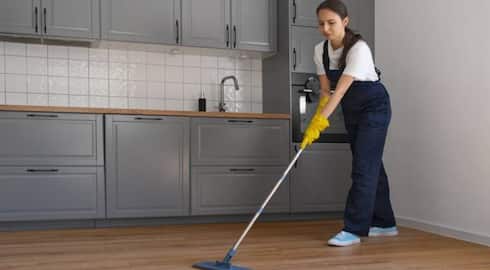 one crore salary for housekeepers in this us states 