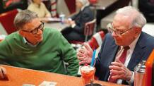 Bill Gates And Warren Buffett Have McDonald's Gold Card That Offers Free Food For Life