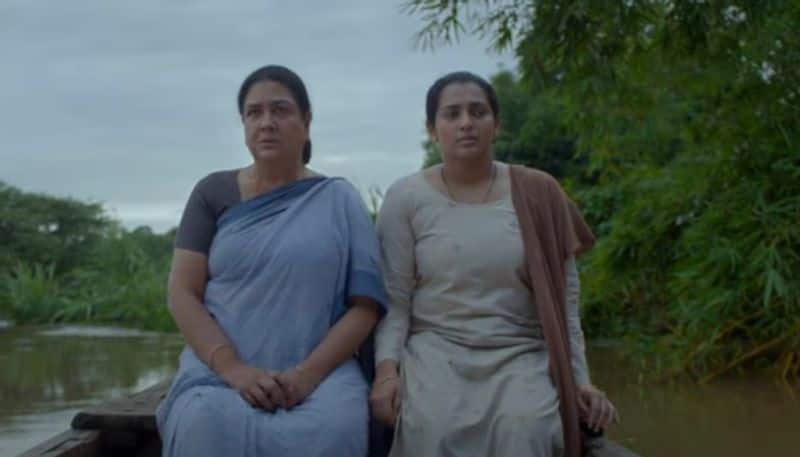 Urvashi Parvathy Thiruvothu starrer film Ullozhukku review hrk