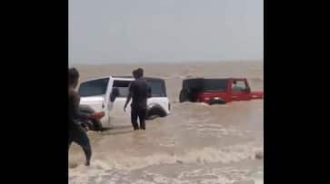 WATCH: Mahindra Thar SUVs Stuck in Sea During Instagram Reels Stunt Attempt NTI