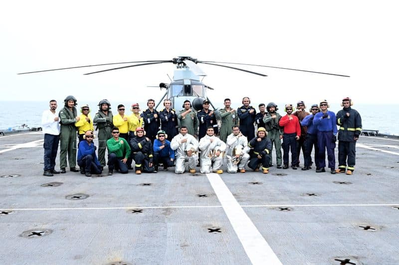 Indian Navy bids farewell to UH-3H helicopter after 17 years of service; check details AJR