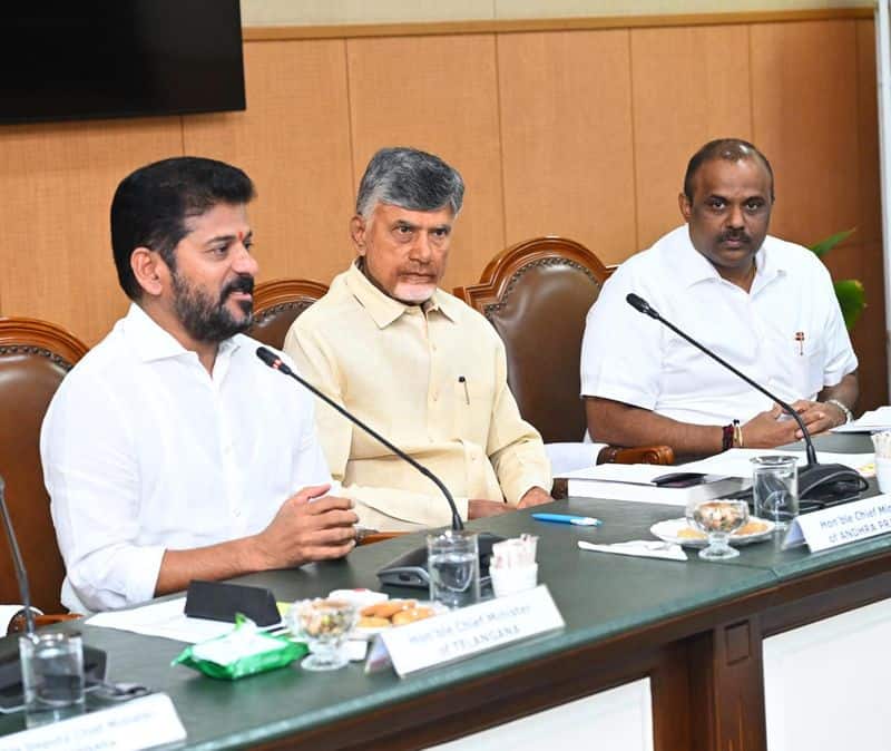 Andhra Pradesh CM Chandrababu and Telangana CM Revanth Reddy Meeting in Hyderabad AKP