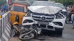 Car on the way to pick Tamil Nadu Chief Minister Stalin Wife Durga Stalin met accident in trichy ans