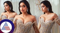 Bollywood Janhvi Kapoor looking gorgeous in Anant ambani Radhika merchant marriage programme sat