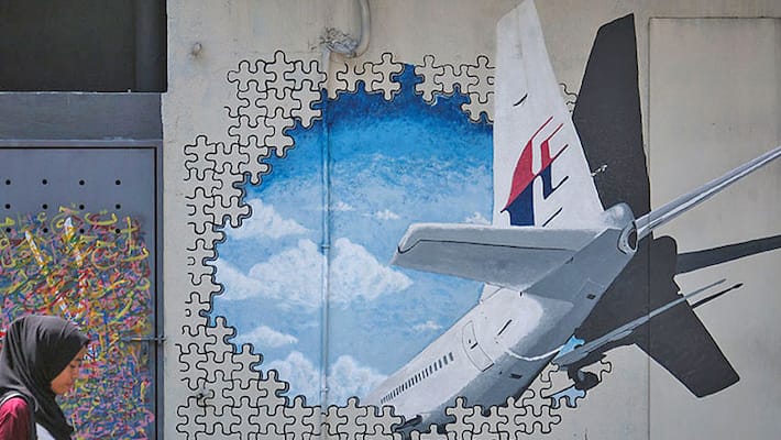 MH370 Mauritius confirms wing part belongs to Malaysia Airlines MH370 Mauritius confirms wing part belongs to Malaysia Airlines