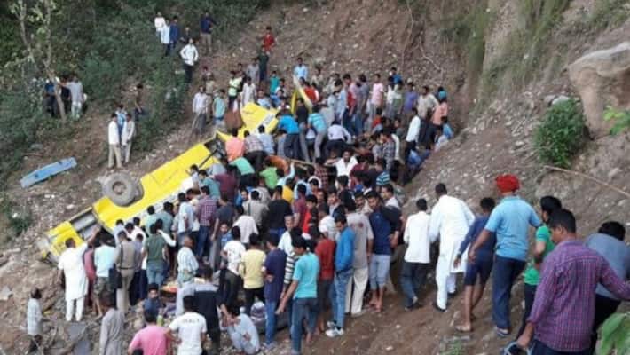 accident in Himachal pradesjh 30 childrens dead accident in Himachal pradesjh 30 childrens dead