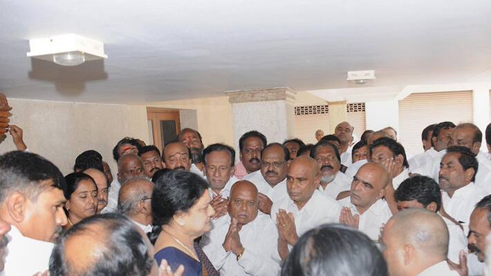 Jayalalithaa death Sasikala AIADMKs Chinnamma Jayalalithaa death Sasikala AIADMKs Chinnamma