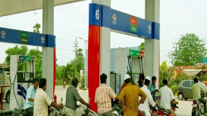 petrol diesel price will be hikew upto 4 Rupees petrol diesel price will be hikew upto 4 Rupees