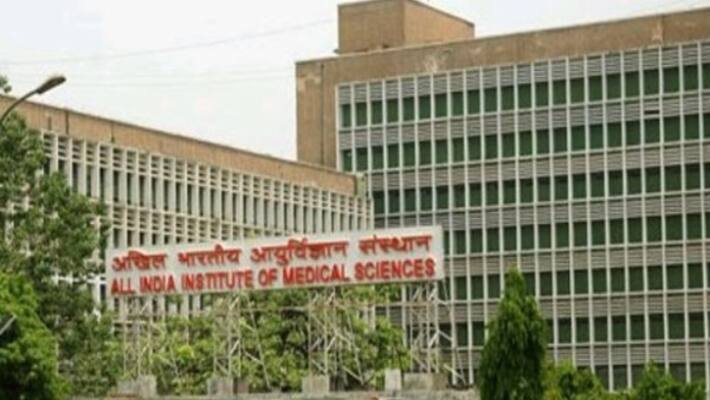 delhi aims hospital with kidney surgery for abdominal pain delhi aims hospital with kidney surgery for abdominal pain