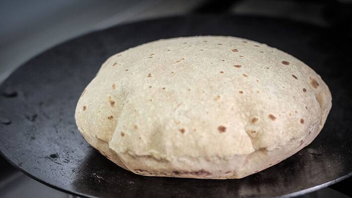 Rice Vs Chapati: Which is healthier for weight loss? Rice Vs Chapati: Which is healthier for weight loss?