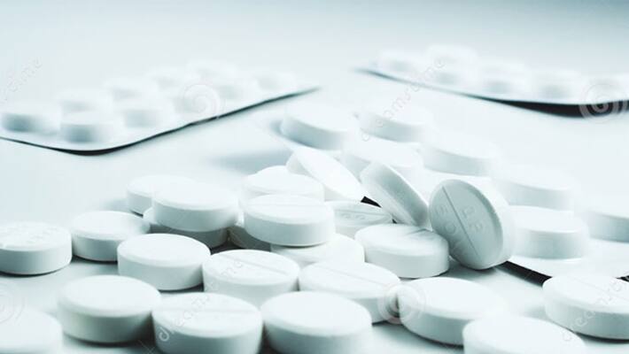 Drugs like Paracetamol, Ibruprofen may not last beyond February due to coronavirus disruptions Drugs like Paracetamol, Ibruprofen may not last beyond February due to coronavirus disruptions