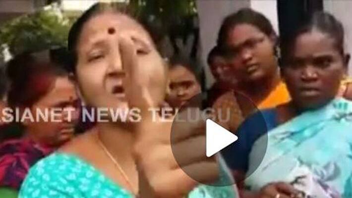 kavita life style becomes target for batukamma sarees victims kavita life style becomes target for batukamma sarees victims