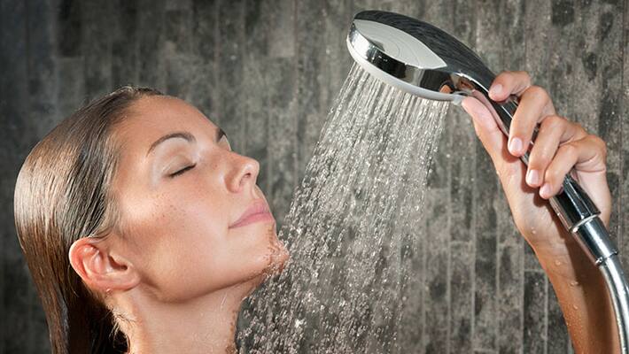 6 reasons why a hot water bath is bad for you