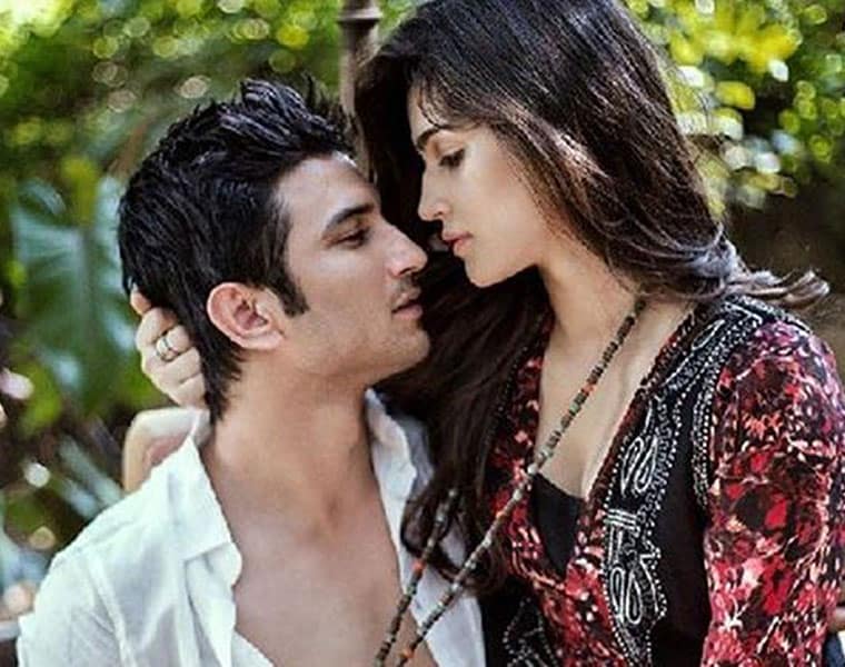 লিখলেন, চোখে জল নিয়েই শুরু করতে হবে। বাস্তব কঠিন হলেও মেনে নিতে হবে। সুশান্তের মৃত্যুর পর কৃতি প্রকাশ্যেই তুলে ধরেছেন সুশান্ত তাঁর ঠিক কতটা কাছের ছিলেন।
