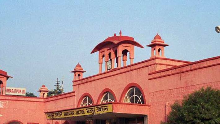 8 railway stations which becomes famous for its food 8 railway stations which becomes famous for its food