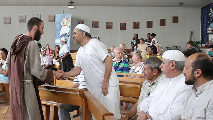 Muslims attended Catholic Mass across France on Sunday in an act of solidarity Muslims attended Catholic Mass across France on Sunday in an act of solidarity