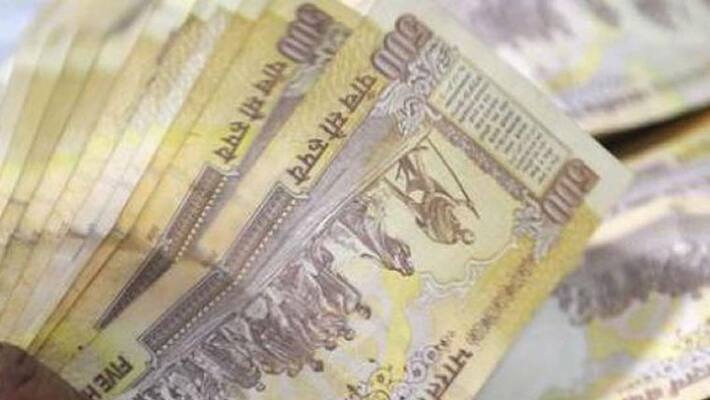 Govt asks banks to deposit junked notes at RBI by July 20 Govt asks banks to deposit junked notes at RBI by July 20
