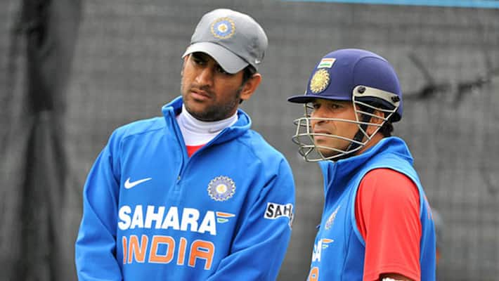 Sachin Tendulkar backs MS Dhoni Sachin Tendulkar backs MS Dhoni