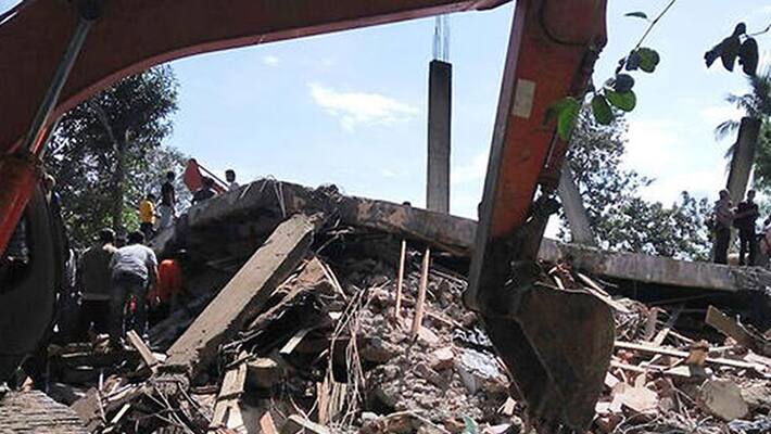 Tsunami Hits Indonesia After Strong Earthquake Tsunami Hits Indonesia After Strong Earthquake