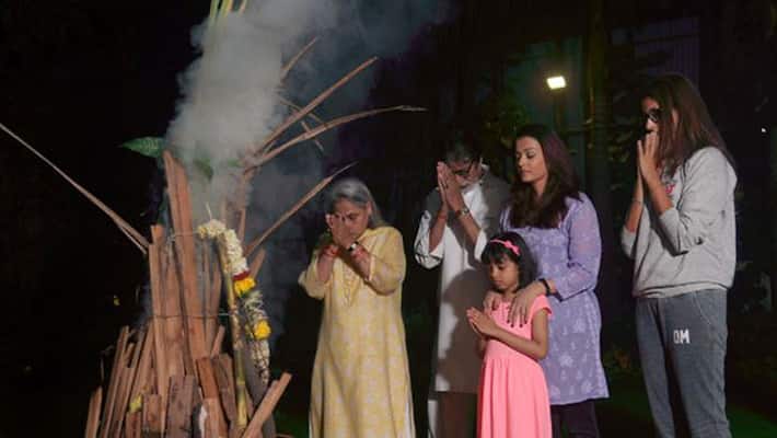 Here is how Amitabh Bachchan celebrated Holi with his grand daughter Aradhya Photos Aishwarya Rai jaya Bachchan Shweta Nanda Here is how Amitabh Bachchan celebrated Holi with his grand daughter Aradhya Photos Aishwarya Rai jaya Bachchan Shweta Nanda