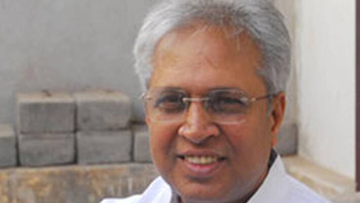 Former MP Vundavalli Arun Kumar Serious Comments On AP CM YS Jagan Former MP Vundavalli Arun Kumar Serious Comments On AP CM YS Jagan
